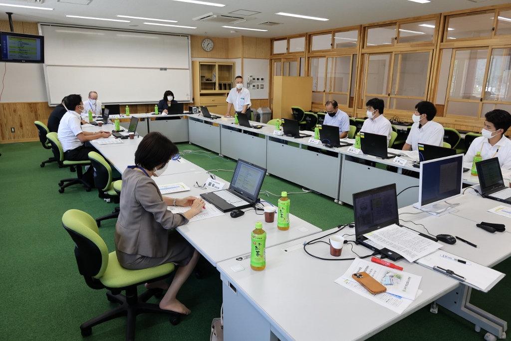 $B:T>.%H%T%C%/<L??(B